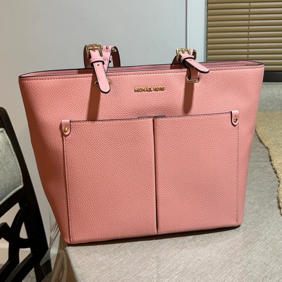 Michael Kors Jet Set Medium Pocket Tote Bag NWT - Picture 4 of 13